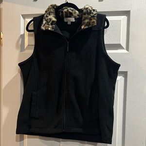 Carolyn Taylor Black Vest with Leopard Print Collar